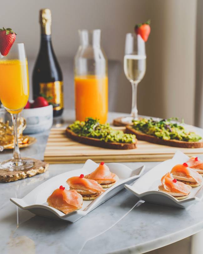 You'll also be required to rate each brunch out of five stars (Credit: Shutterstock)
