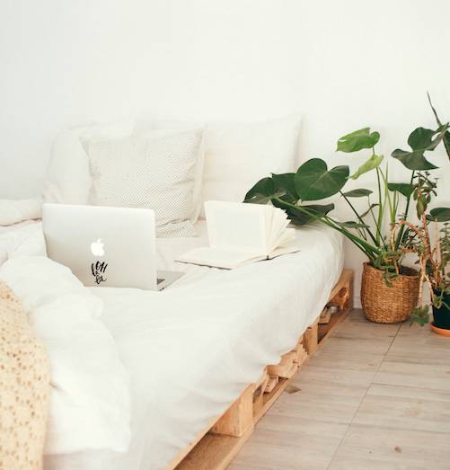The bedroom is the new office (Credit: Pexels) 