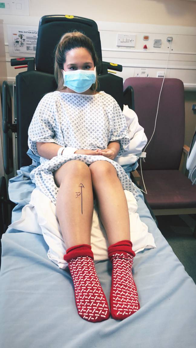 Sette was devastated when doctors said her leg would need to be amputated (Credit: Caters News)