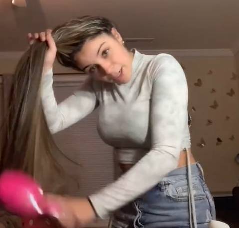 This is perfect if your hair produces static when brushing (Credit: TikTok - snconroy)