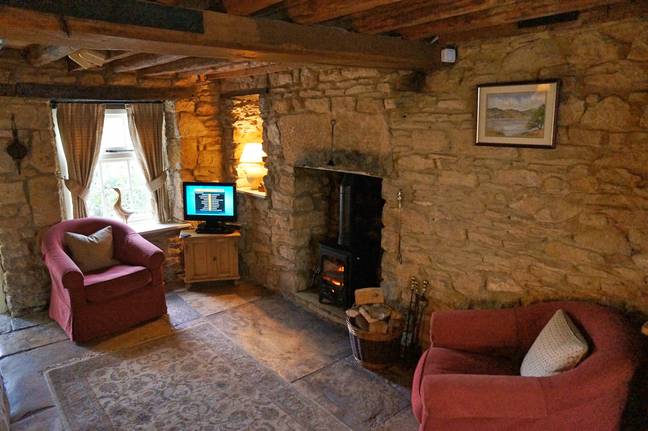 The old English cottage is as cosy as they come (Credit: Independent Cottages)