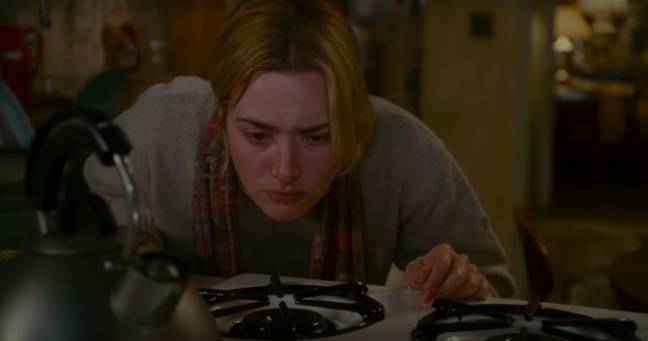 Iris contemplates suicide in 'The Holiday' (Credit: Universal Pictures)
