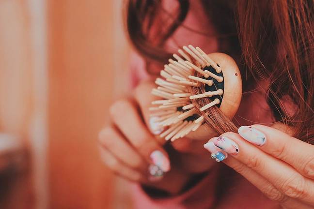Hair, grime and dead skin cells can easily build up on our hair brushes (Credit: Wallpaper Flare)