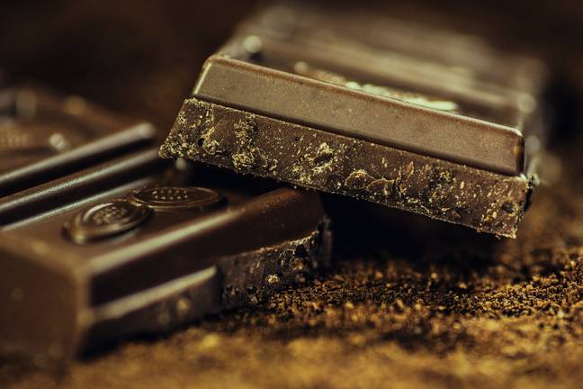 Dark chocolate is among the top three foods that make us happy (Credit: Pixabay)