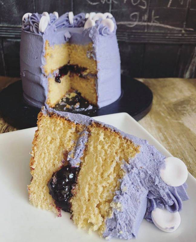 We're drooling over this Parma Violets cake (Credit: Swizzels)
