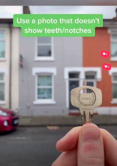 This is a better way to show off your keys (Credit: TikTok/ @thatpropertyguy)