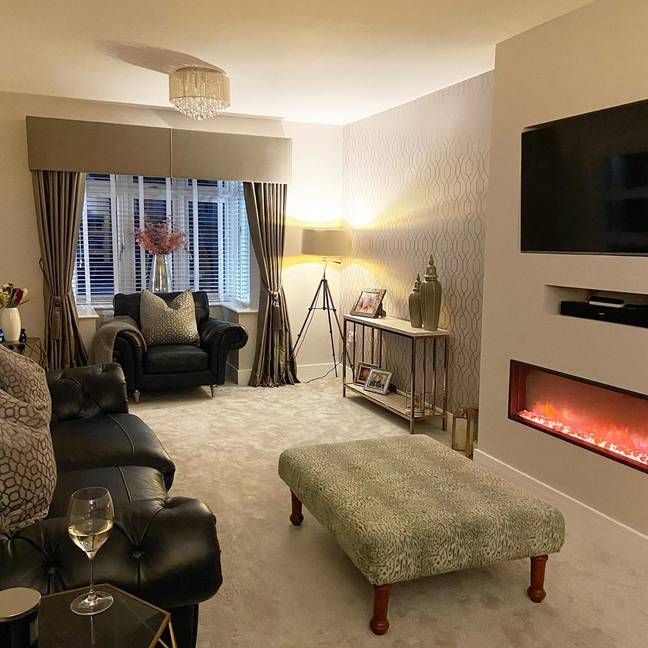 Now it's a chic but cosy space where the family can kick back for the evening (Credit: Instagram / @newroad_newproject)