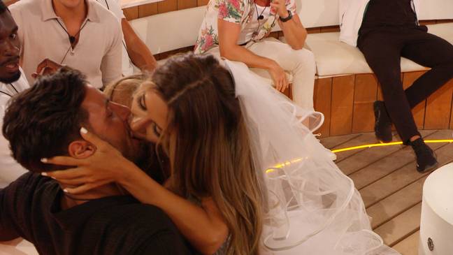 Ekin-Su kissed Davide during the challenge. Credit: ITV.