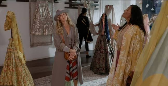Carrie and Seema visit an Indian clothes store (Credit: HBO)
