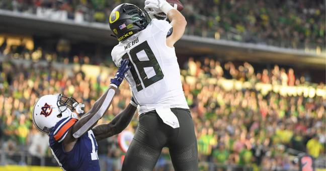 Spencer was a tight end for the Oregon Ducks. Credit: Sipa US/Alamy Stock Photo