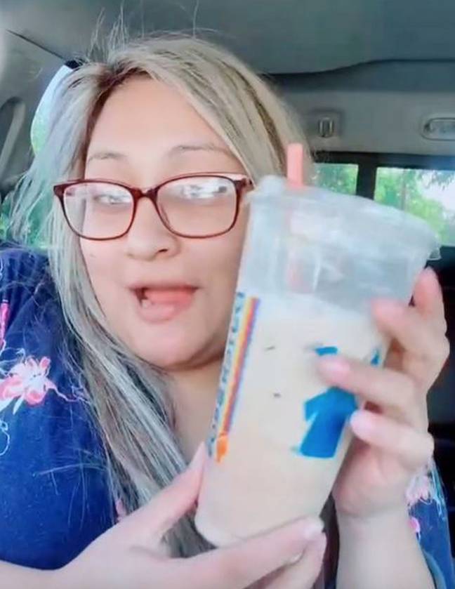 Ashley asked employees to have 'patience' when serving customers with disabilities. (Credit: @ashley_deafvibe/TikTok)