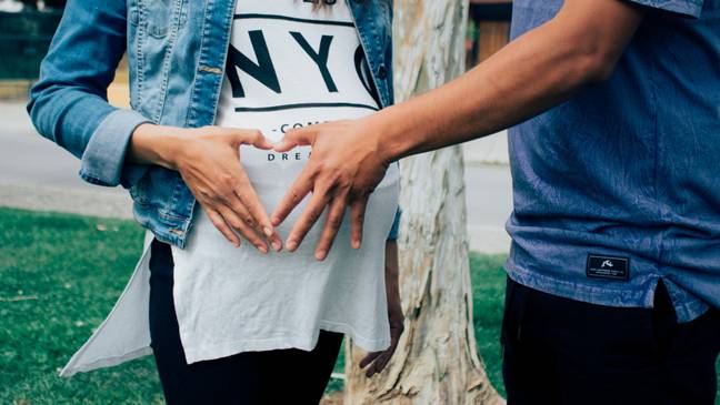 A mum-to-be revealed her partner demanded that she doesn't have pain relief during child birth. Credit: Pexels