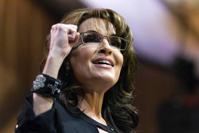 Sarah Palin Caught In NYC Restaurant Despite Covid Positive (Alamy) 