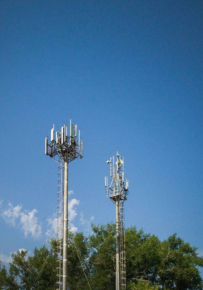 Cell towers (Alamy)