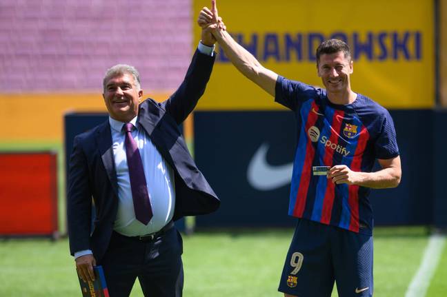 Barcelona president Joan Laporta and Lewandowski. (Image Credit: Alamy)