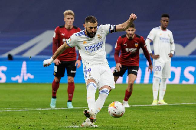 Karim Benzema scored the penalty to reach 300 goals for Real Madrid (Image: Alamy)