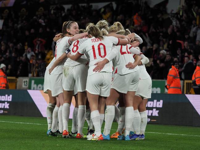 Henderson has urged England's women to take full advantage of their home support at Euro 2022 this summer (Image: PA)