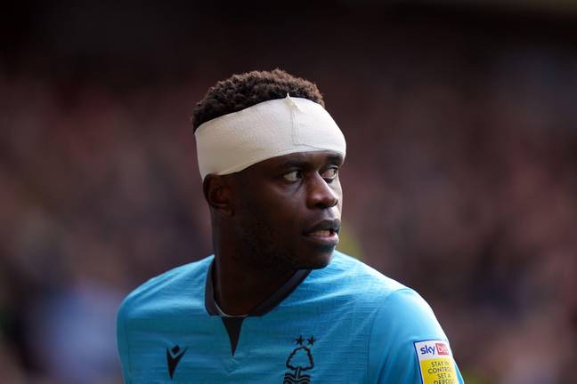 Samba was allowed to play on with his head bandaged (Image: Alamy)