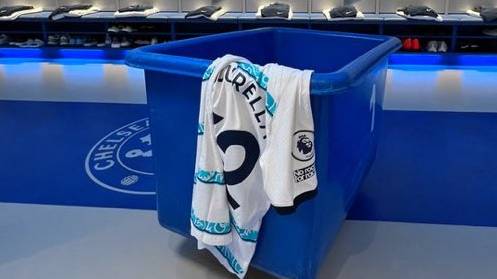 Another look at Chelsea's away strip. (Chelsea FC)