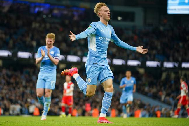 Kevin de Bruyne applauds Cole Palmer after his goal against Wycombe. Image: PA Images