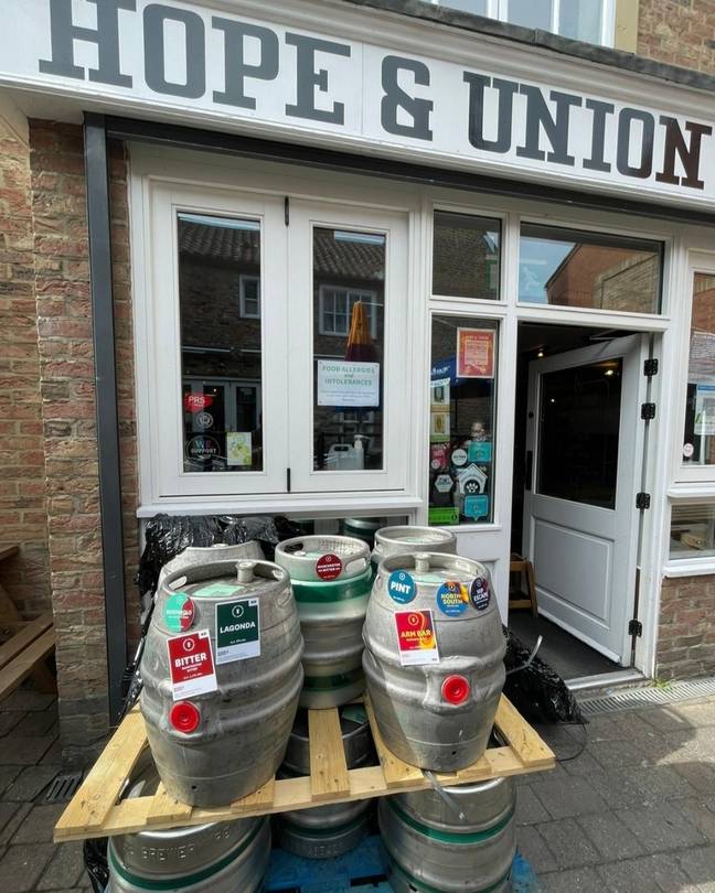 TrivDaily - Woman banned from local pub after complaining the ‘pork had more fat on it than her ar*e’ 59 The Hope & Union pub has a good reputation from most customer reviews. Credit: Facebook/Hope and Union