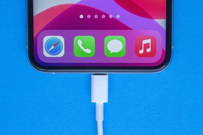 Apple has been warned against continuing to sell the phones. Credit: Zoonar GmbH / Alamy Stock Photo