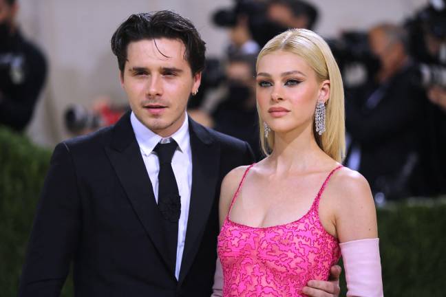 Brooklyn Beckham dhe Nicola Peltz: Alamy