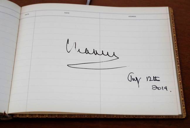 Britan R Signature Why King Charles III has now added an R to end of his signature