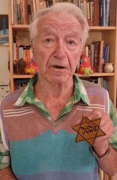 Gidon shows his star from Holocaust (@thetrueadventures/TikTok)