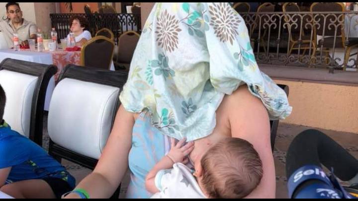 Breastfeeding mother has expert response to stranger who told her to 'cover up'
