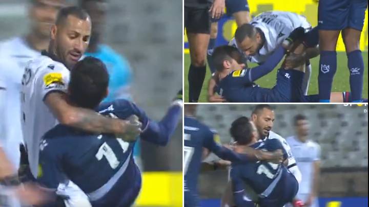 Ricardo Quaresma Picking Up And Carrying A Time Waster Off The Pitch Is Comedy Gold