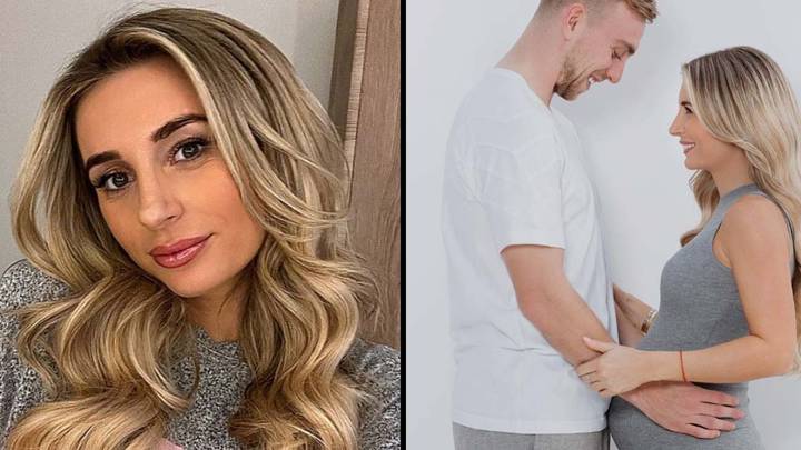 Dani Dyer announces she's pregnant with twins