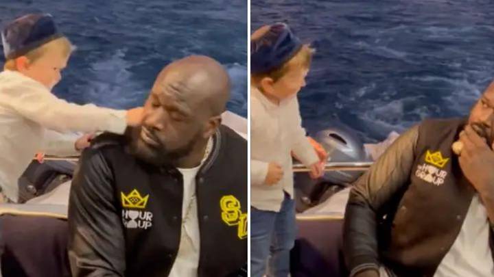 Shaquille O'Neal cops a right hook from Hasbulla after meeting in Australia