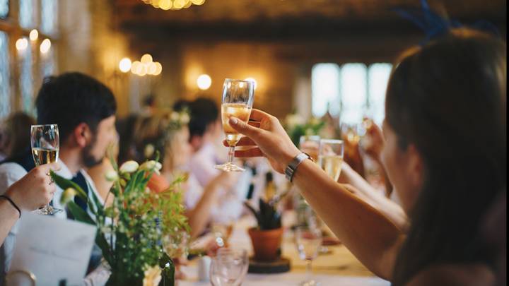 Wedding Guest Asks For Advice After Refusing To Pay For Meal At Wedding