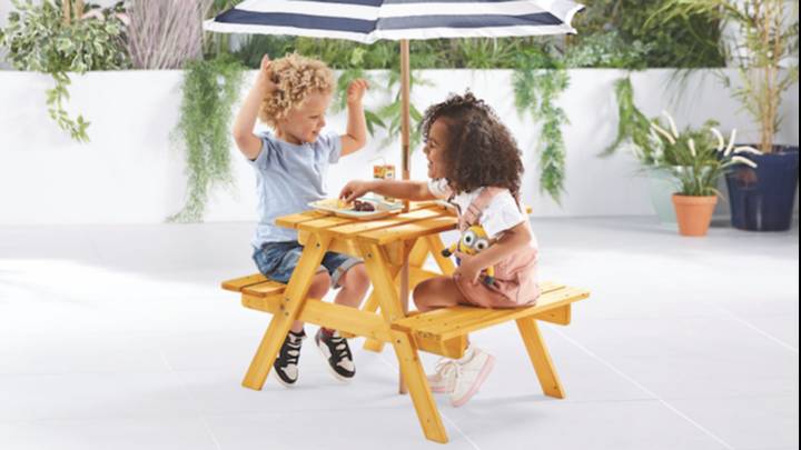 Aldi table and discount chairs