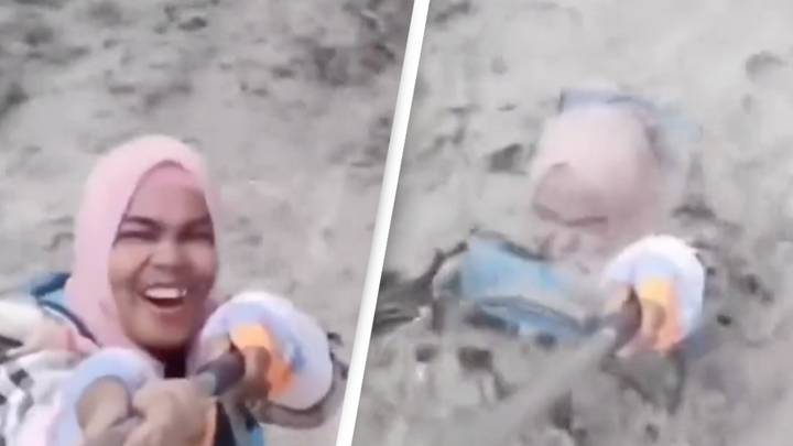 Woman captures ‘near-death experience’ as she films insane selfie footage during a tsunami