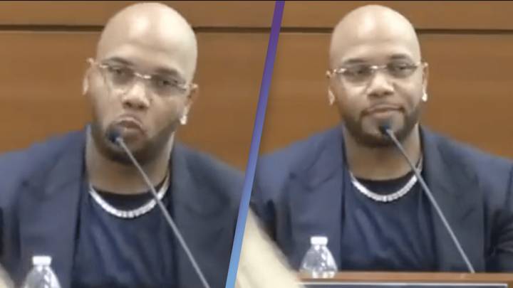 Flo Rida Cursed Flo Rida grooves along to his own music while appearing in court