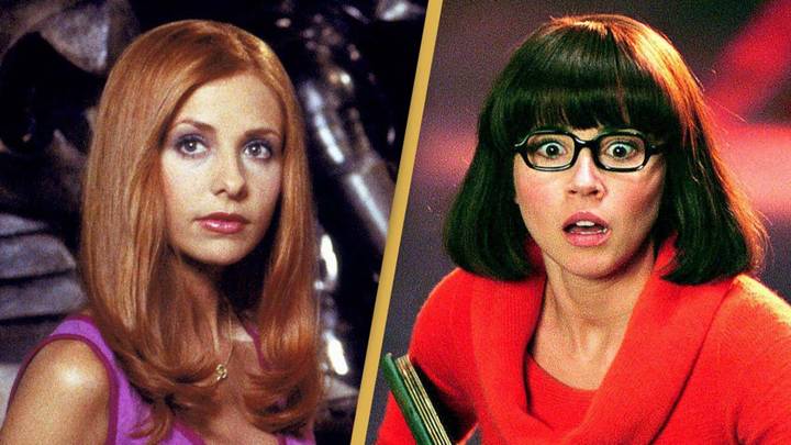 Sarah Michelle Gellar says 'steamy kiss' between Daphne and Velma was cut from Scooby Doo film