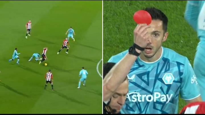 Độc lạ: Trọng tài rút thẻ đỏ... hình tròn trong trận đấu ở FA Cup 1 Why a circle red card was used to send off Joao Gomes during Brentford vs Wolves