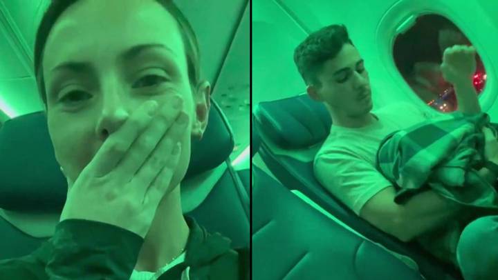 Couple come up with genius plan to stop people sitting next to them on a flight