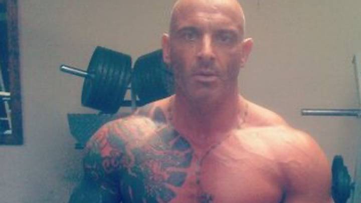 Hero bodybuilder who saved two women from a brutal dog attack dies