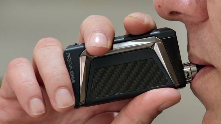 Men Who Vape Twice As Likely To Suffer From Erectile Dysfunction, Study Finds