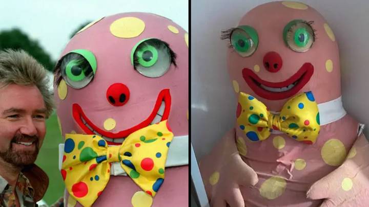 Person who bid £62,000 on Mr Blobby costume backs out of sale