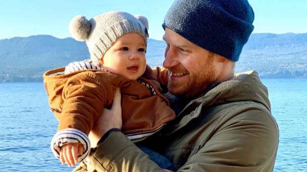 Harry And Meghan Share New Photo Of Baby Archie For The New Year
