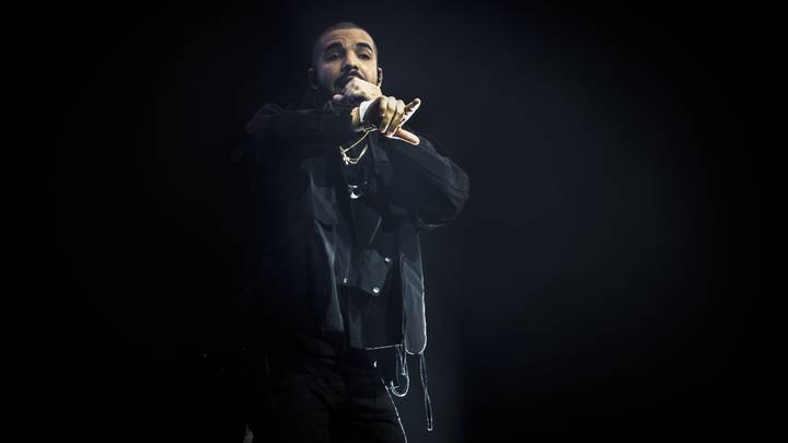 Drake Booed Off Stage During Surprise Show At Camp Flog Gnaw