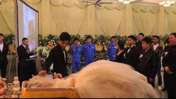 Man Marries Corpse Of Fiancée To Fulfil Her Dying Wish 