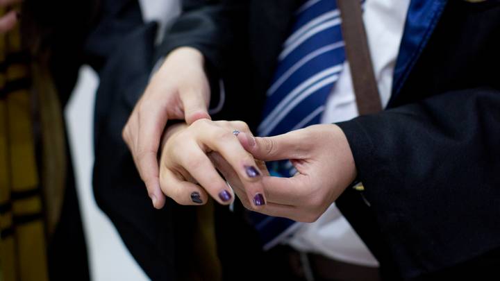 Hogwarts 2025 engagement ring