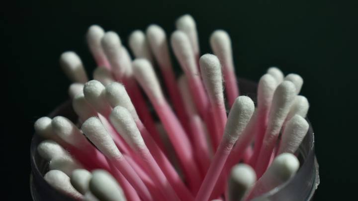 Prime Minister Makes Pledge To Ban Plastic Cotton Buds, Straws And Drink Stirrers 