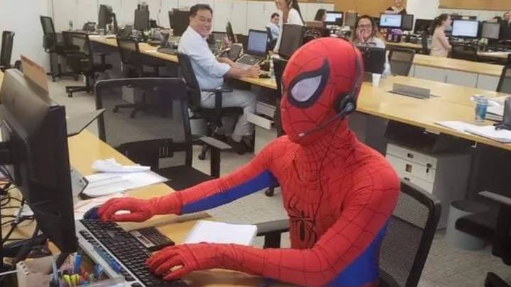 Man Quits Job At Bank And Turns Up In Spider-Man Costume On Last Day