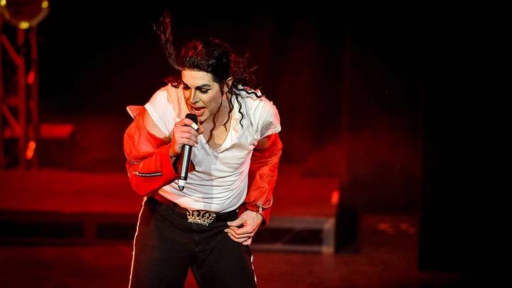 Michael Jackson Tribute Would 'Burn Costumes If There Was Evidence' Singer Was A Paedophile